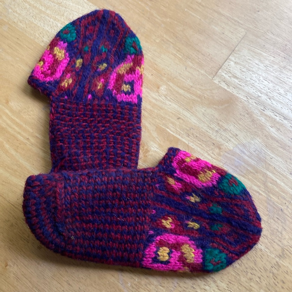 Ttraditional Dagestan Hand Knitted Warm Wool Slippers never used